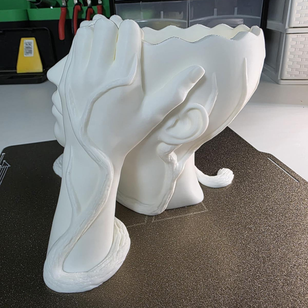 Vase "Gesicht in Händen" 3D gedruckt