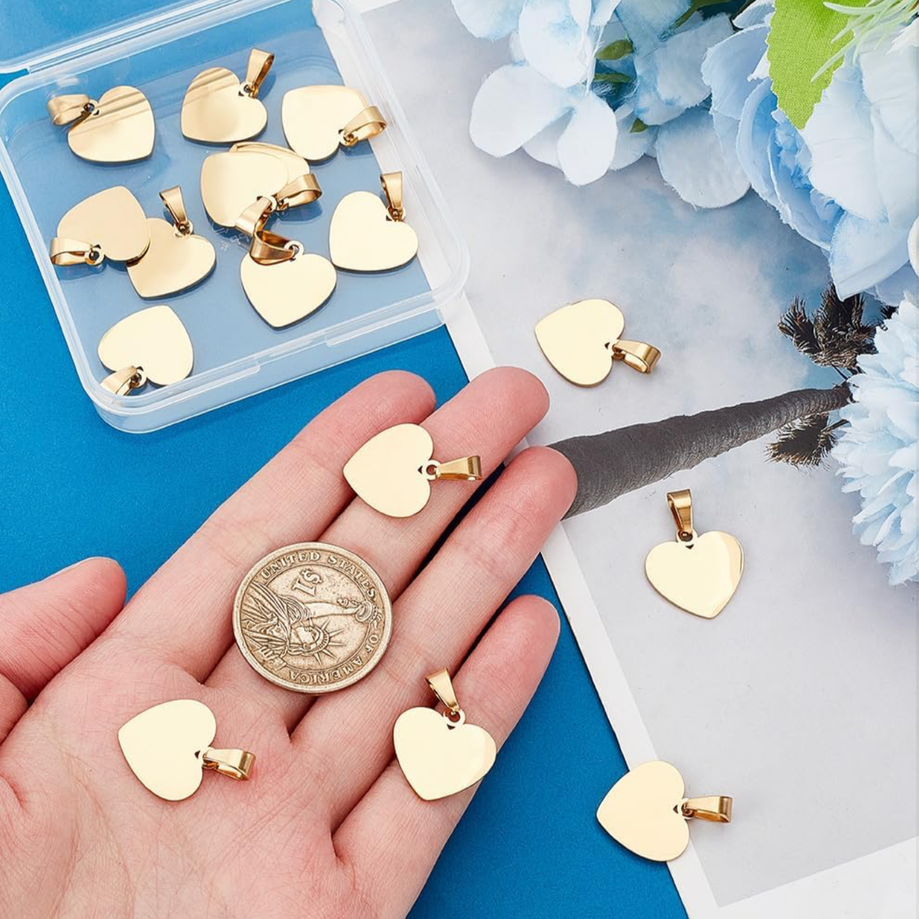 Vergoldeter Herzanhänger aus Edelstahl – Personalisierbar