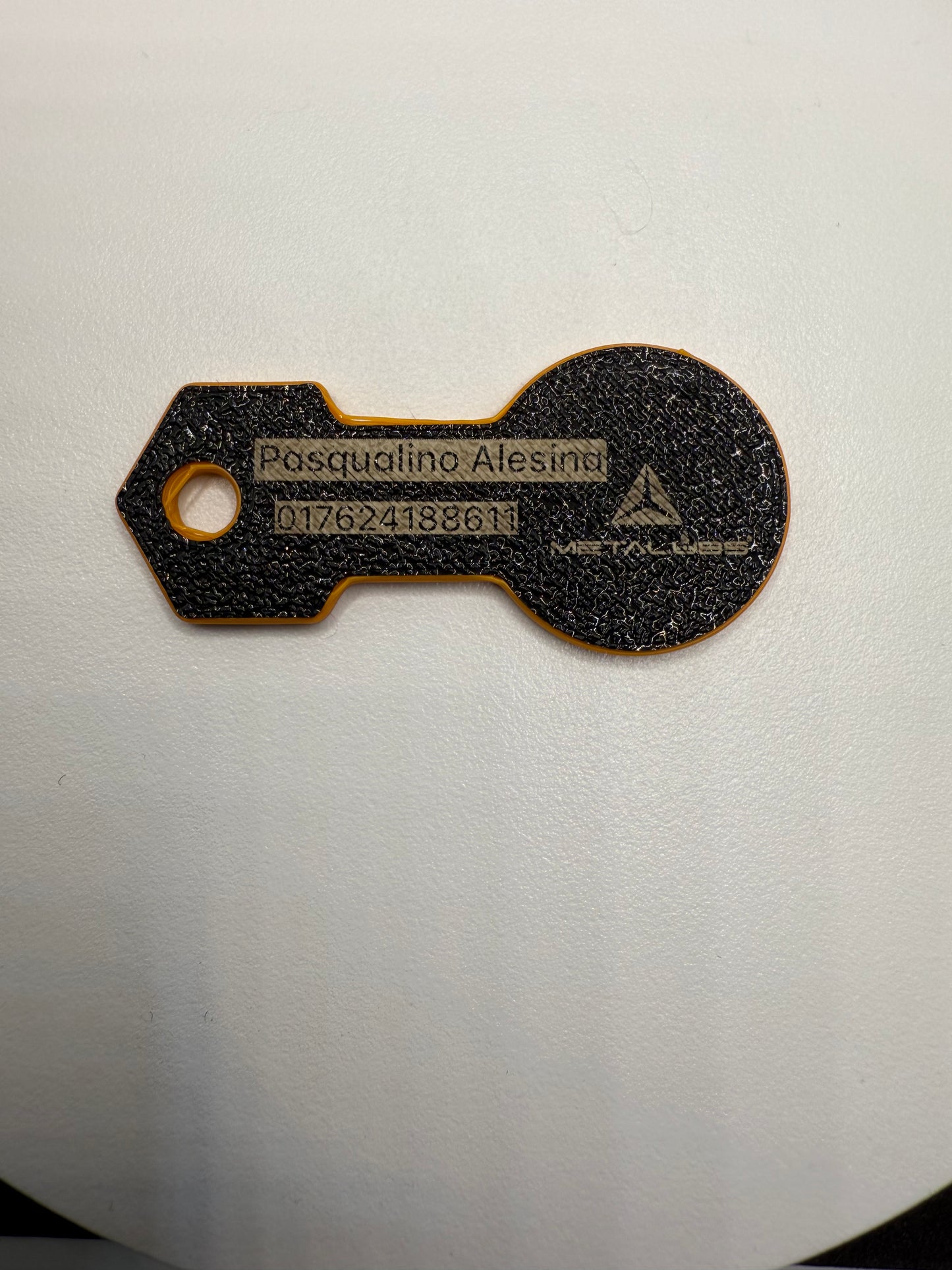 Personalisierte Einkaufswagenchips 3D gedruckt + graviert